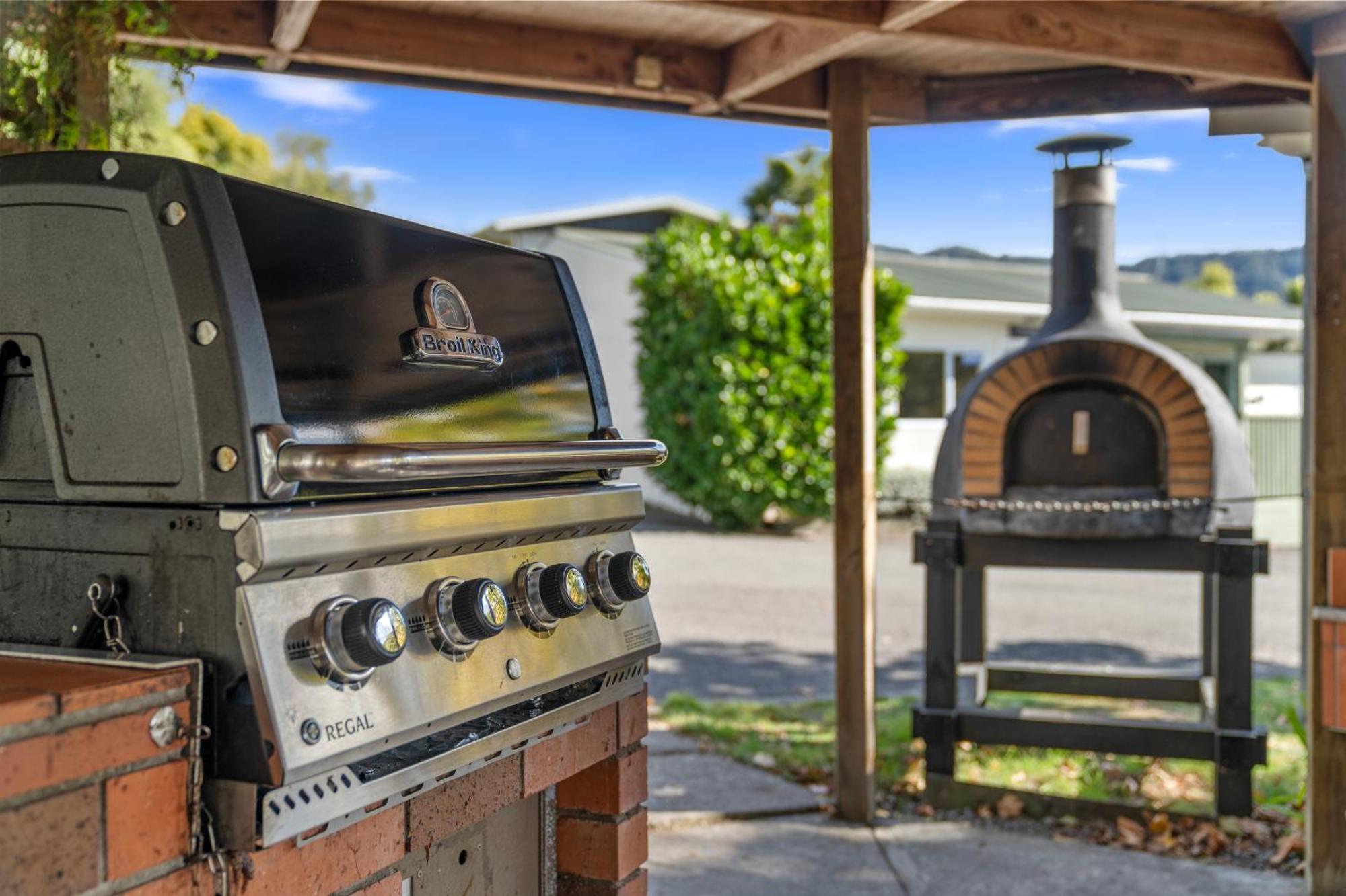 Tasman Holiday Parks פיקטון מראה חיצוני תמונה A gas grill