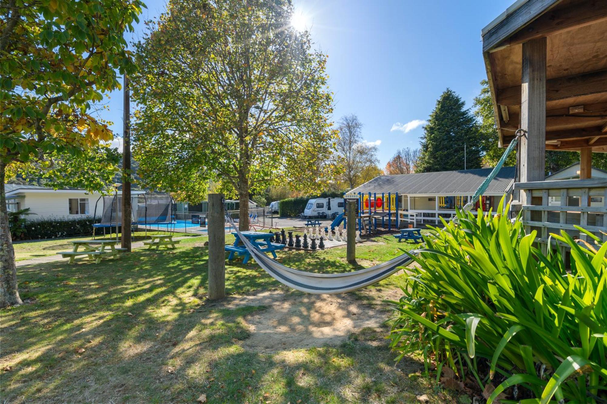 Tasman Holiday Parks פיקטון מראה חיצוני תמונה Camping in France